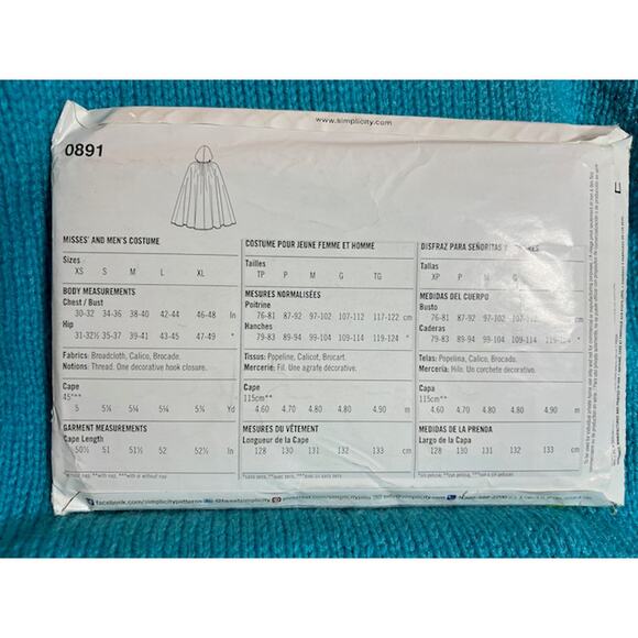 Simplicity 0891 cape pattern - Picture 3 of 4